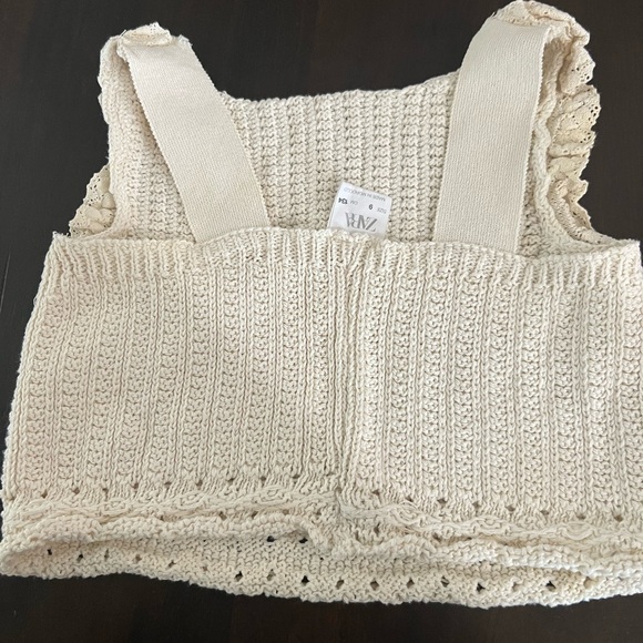 Girls Steve Madden Beige  Braided Sandals , two Zara tops , 1 pleaded skort - Picture 6 of 9